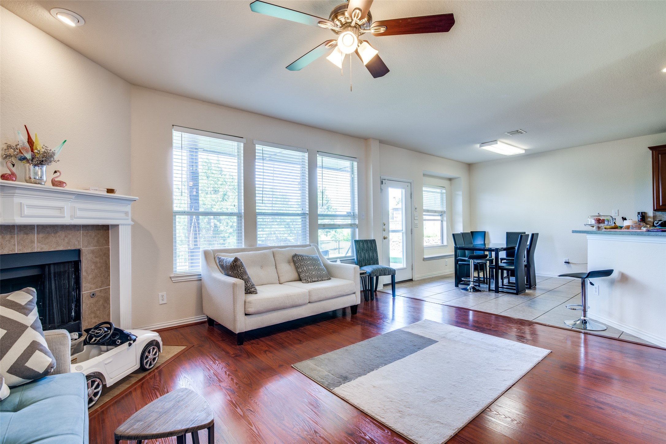 4323 Kettering Drive Garland TX 75043