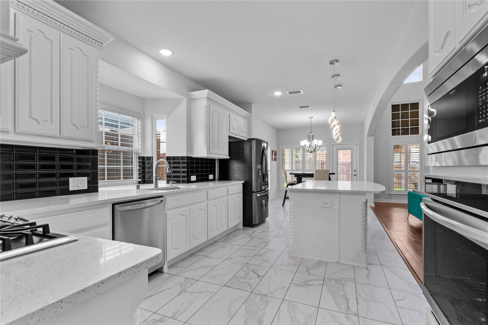 2305 Hickey Drive Garland TX 75043