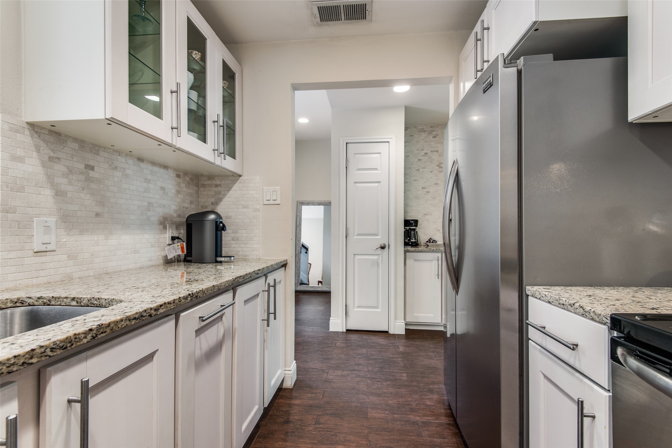 2509 Welborn Street Dallas TX 75219