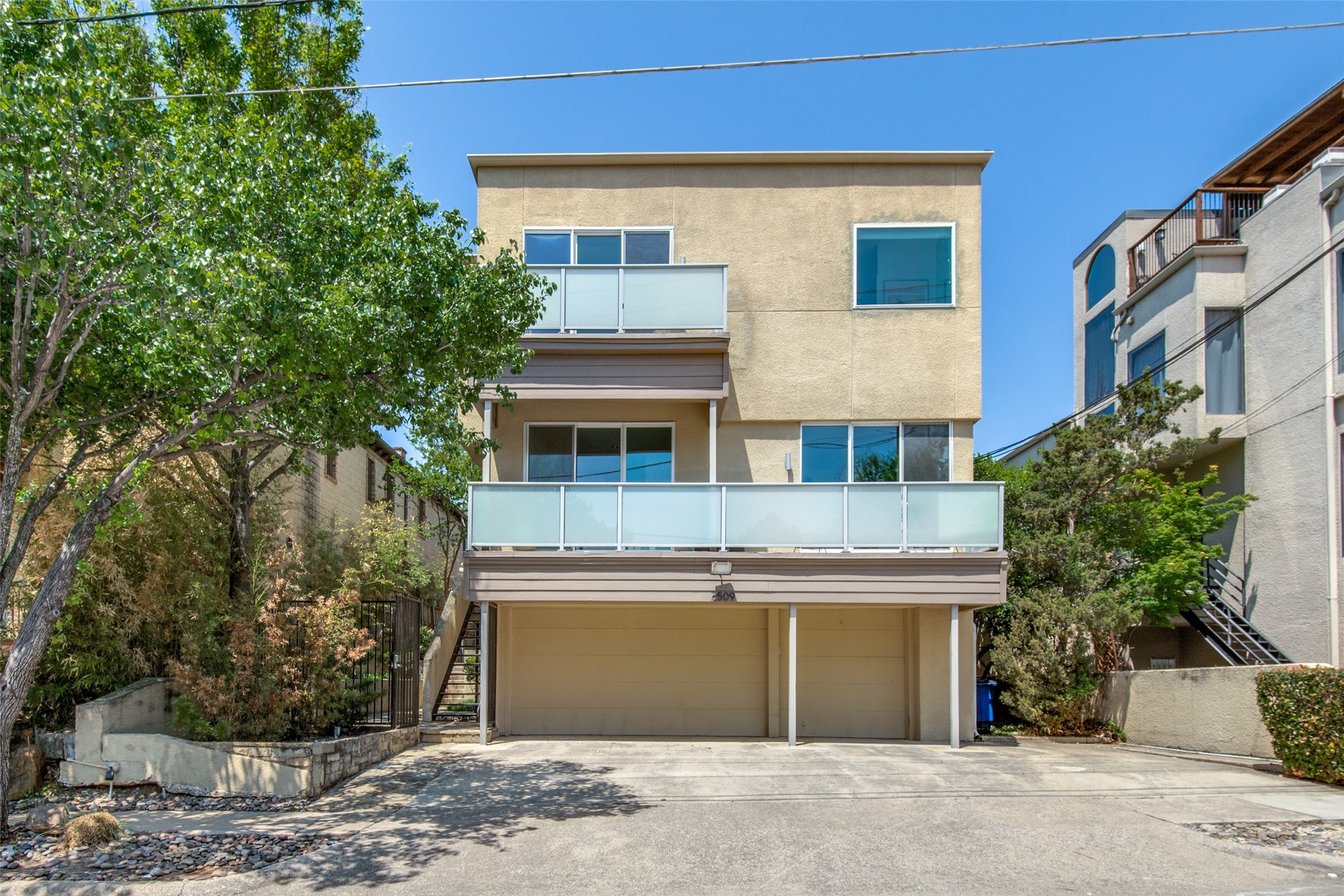 2509 Welborn Street Dallas TX 75219