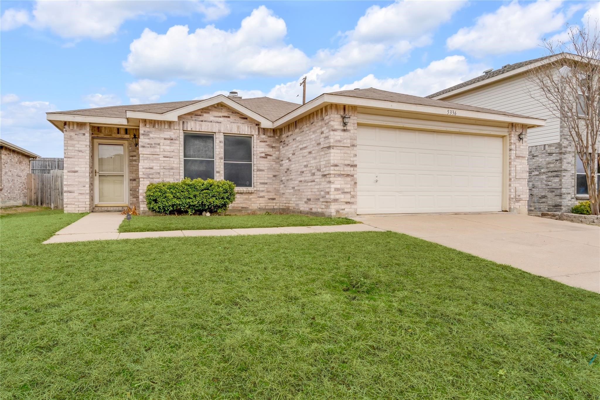 5336 New Castleton Lane Fort Worth TX 76135