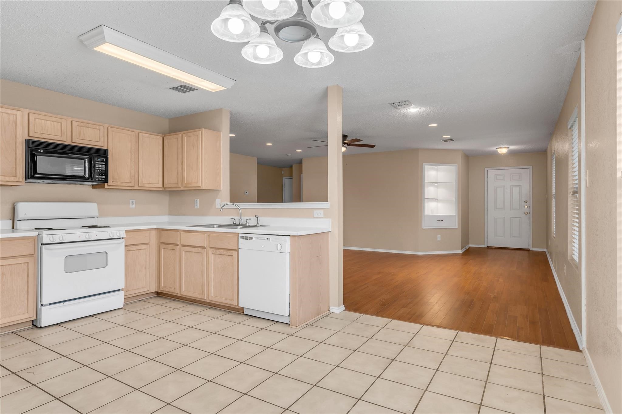 5336 New Castleton Lane Fort Worth TX 76135