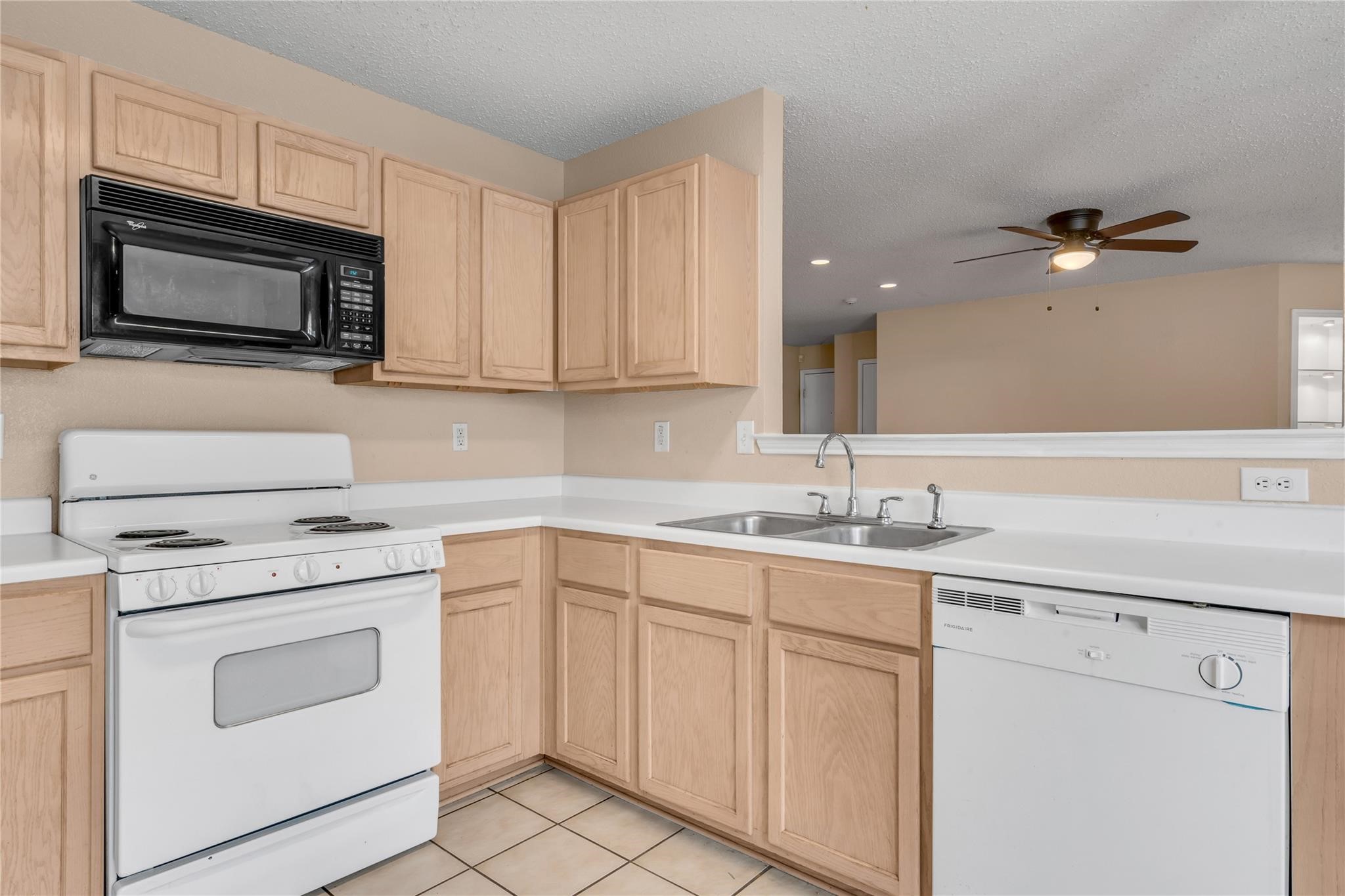 5336 New Castleton Lane Fort Worth TX 76135