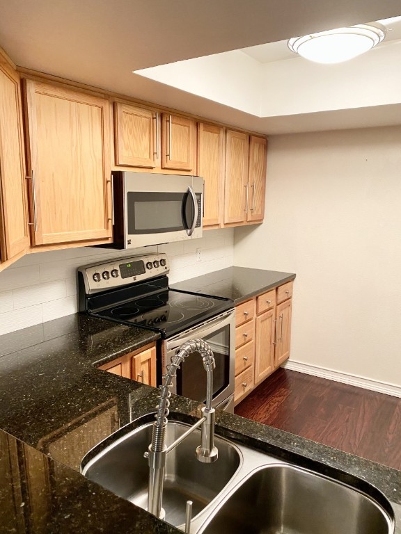 3406 Courtyard Circle Farmers Branch TX 75234
