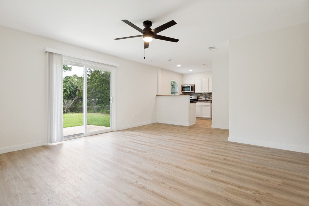 109 Sunset Drive Euless TX 76040