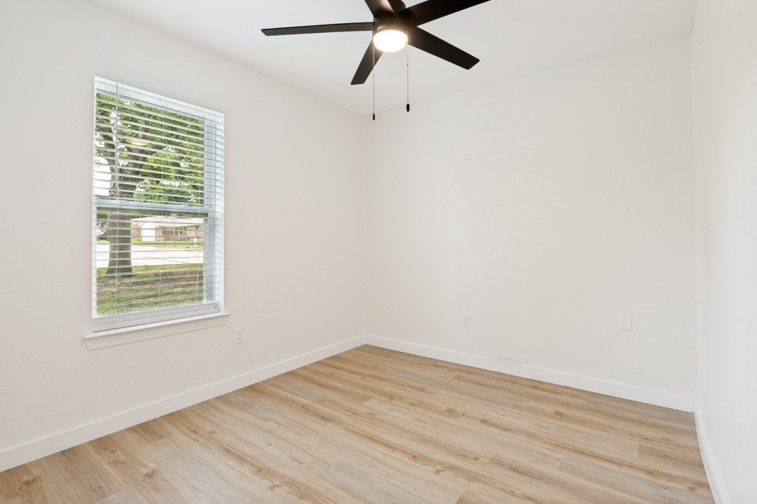 109 Sunset Drive Euless TX 76040