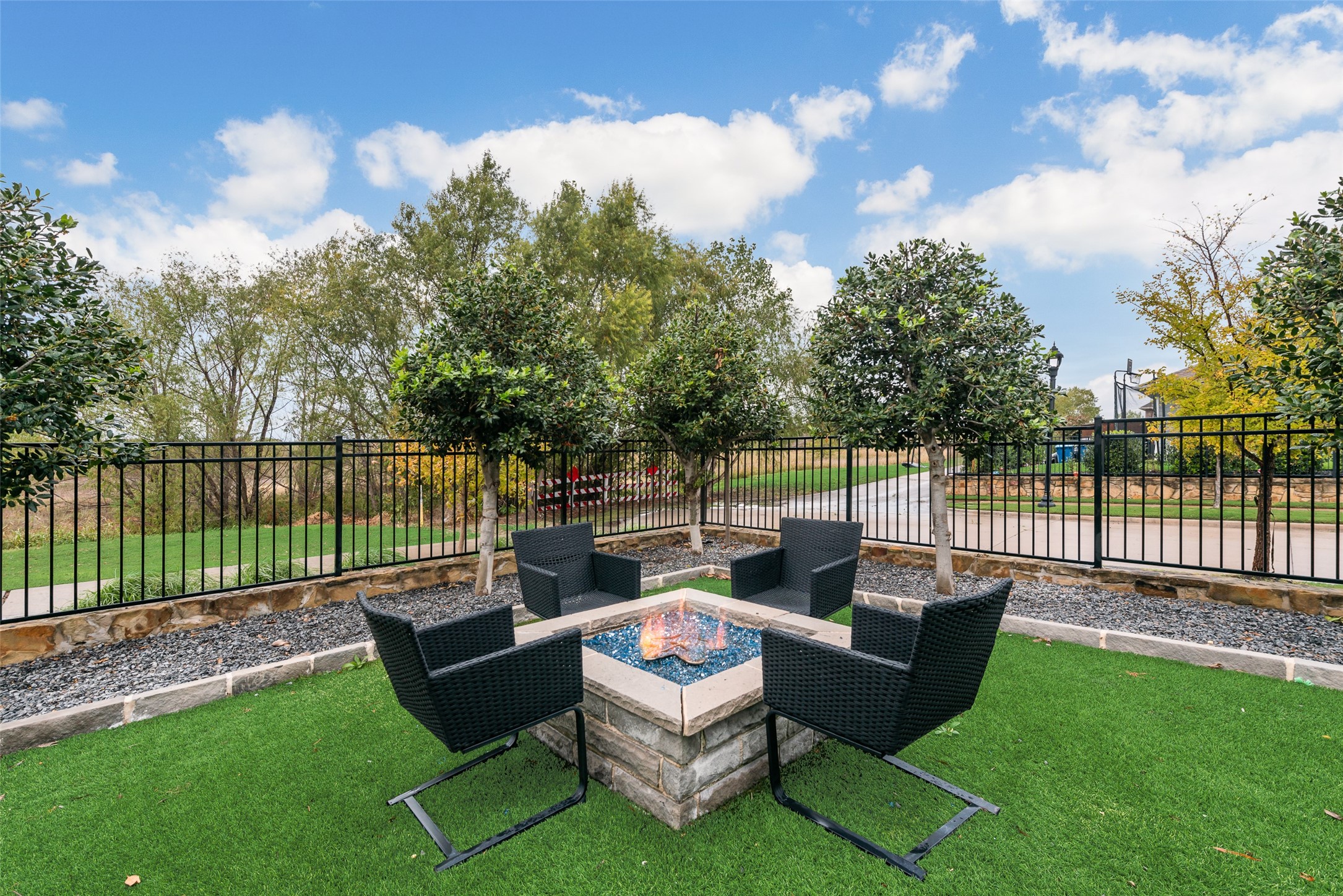 8813 Habersham Drive Rowlett TX 75089