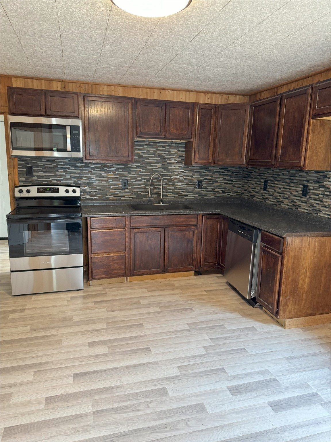 4323 N Us Highway 287 Alvord TX 76225