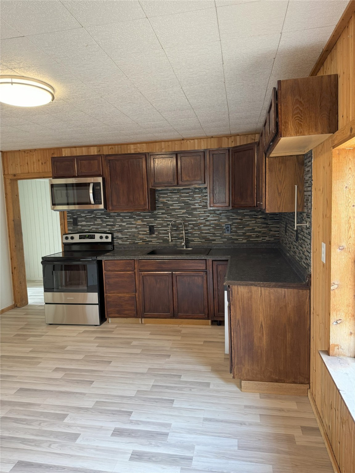 4323 N Us Highway 287 Alvord TX 76225