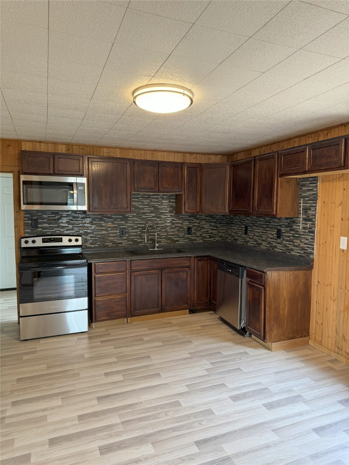 4323 N Us Highway 287 Alvord TX 76225