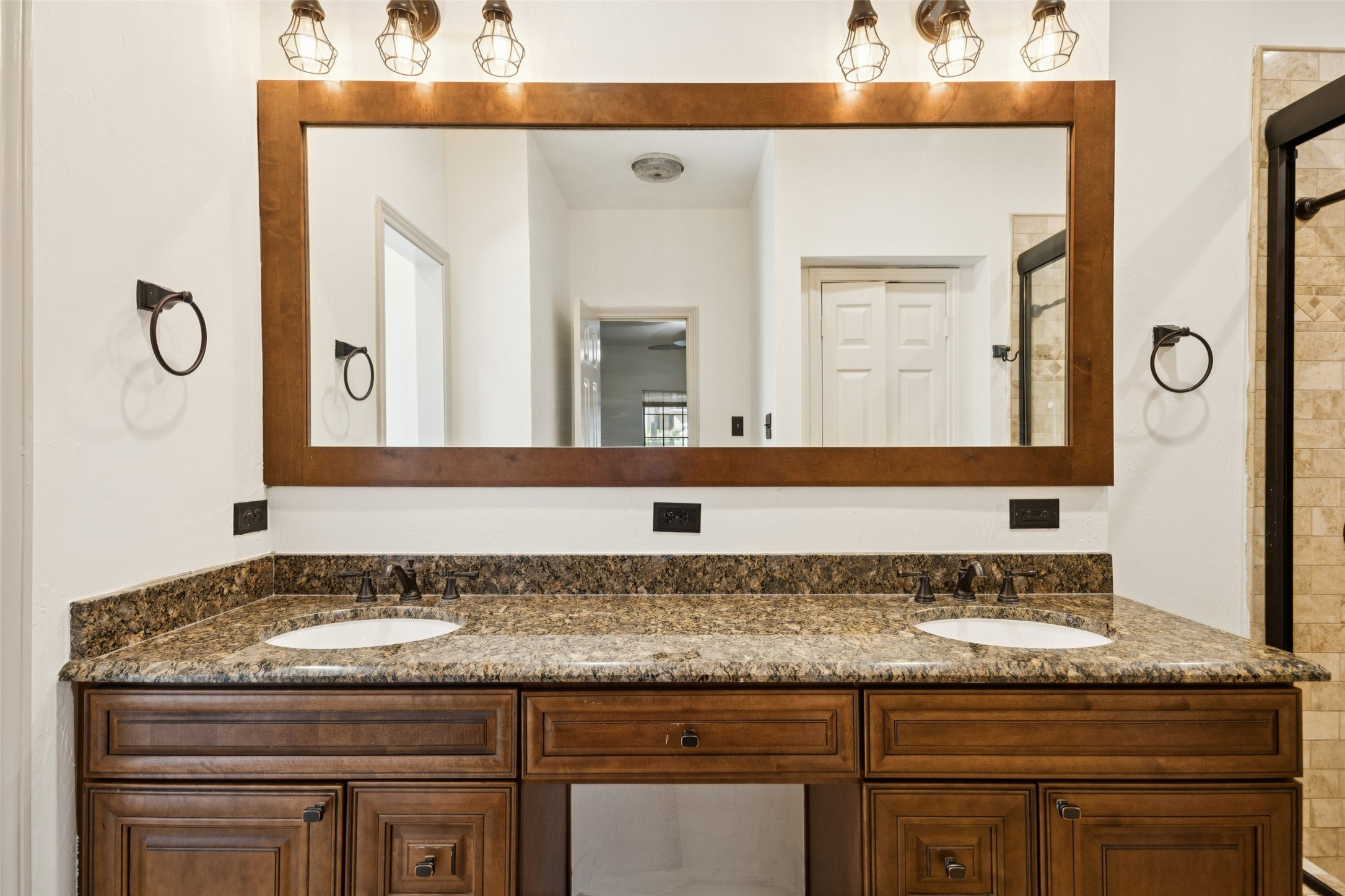 2200 Shadow Creek Court Southlake TX 76092
