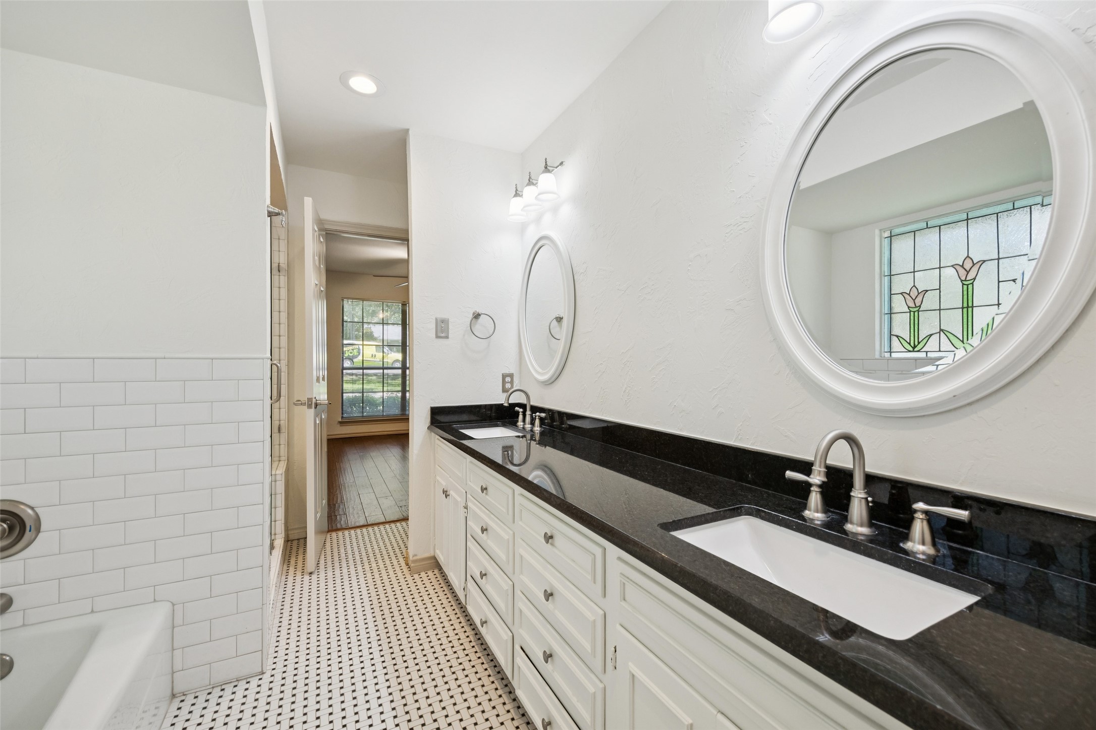 2200 Shadow Creek Court Southlake TX 76092