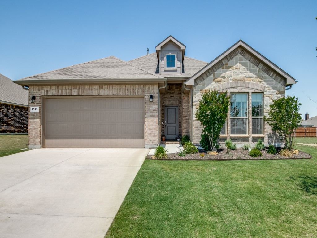 1519 Sheridyn Lane Krum TX 76249