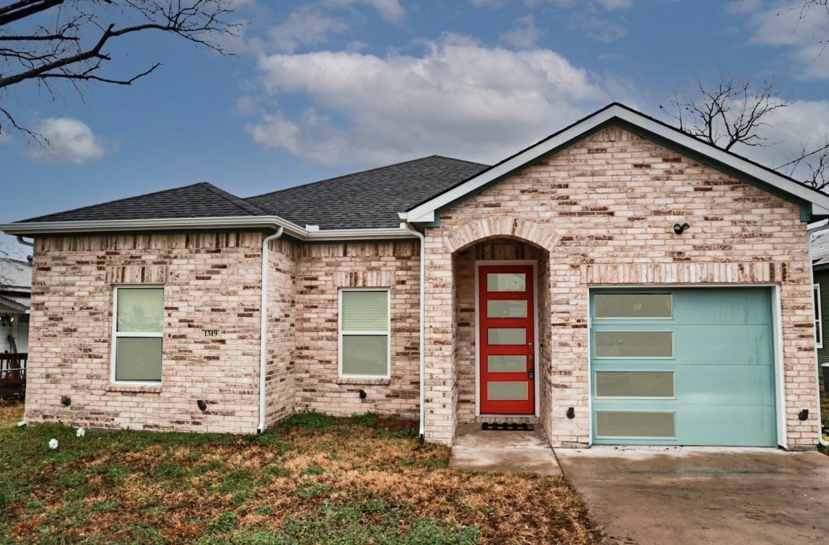 1519 Stonewall Street Greenville TX 75401