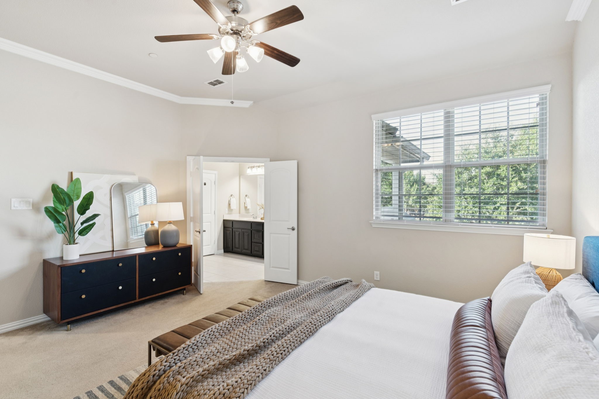 6210 Eagle Nest Garland TX 75044