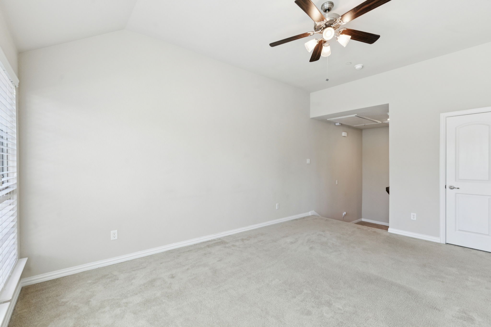 6210 Eagle Nest Garland TX 75044
