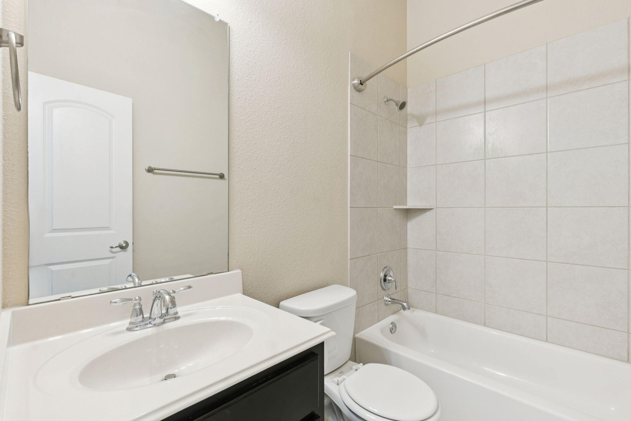 6210 Eagle Nest Garland TX 75044