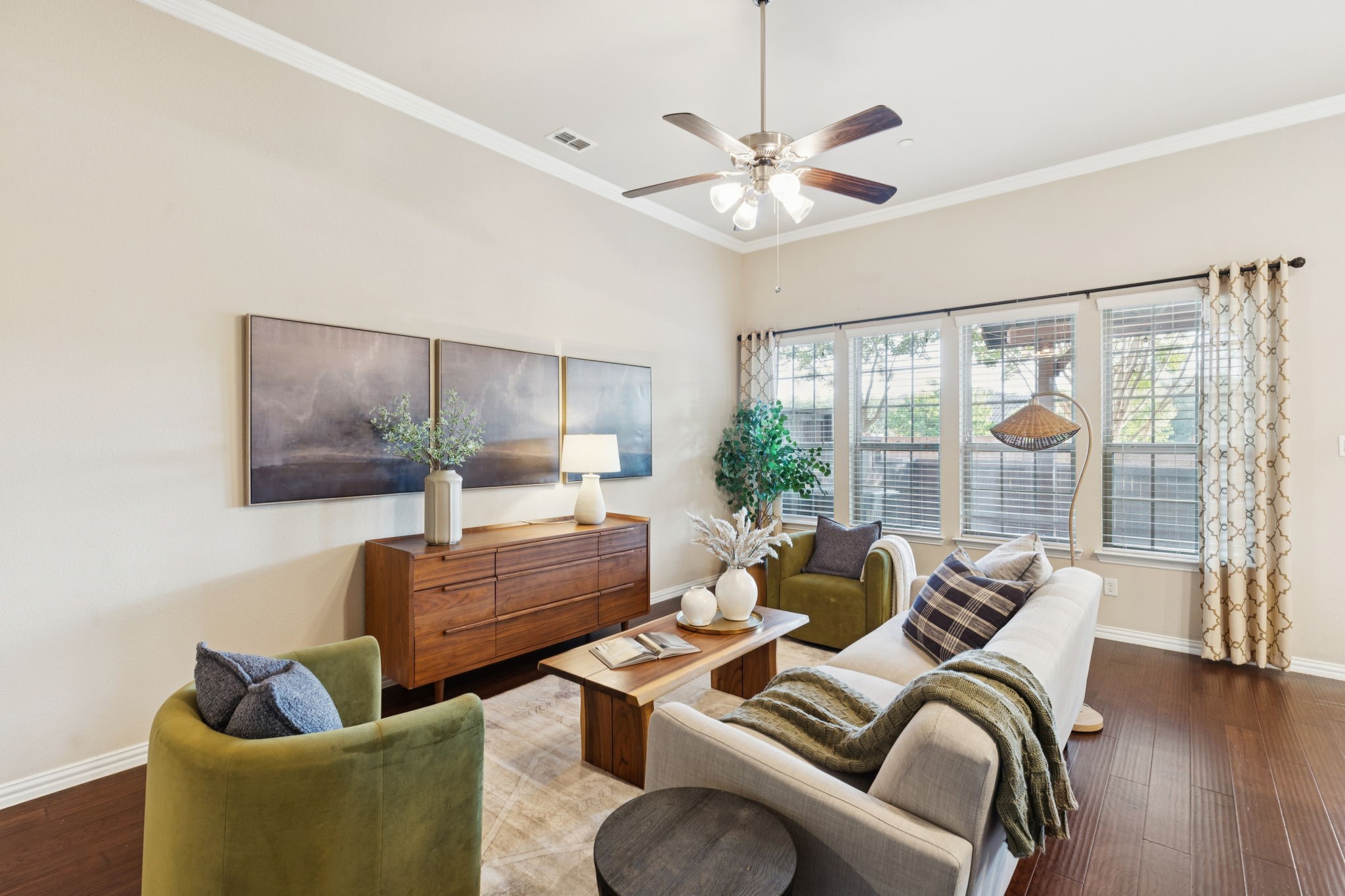 6210 Eagle Nest Garland TX 75044