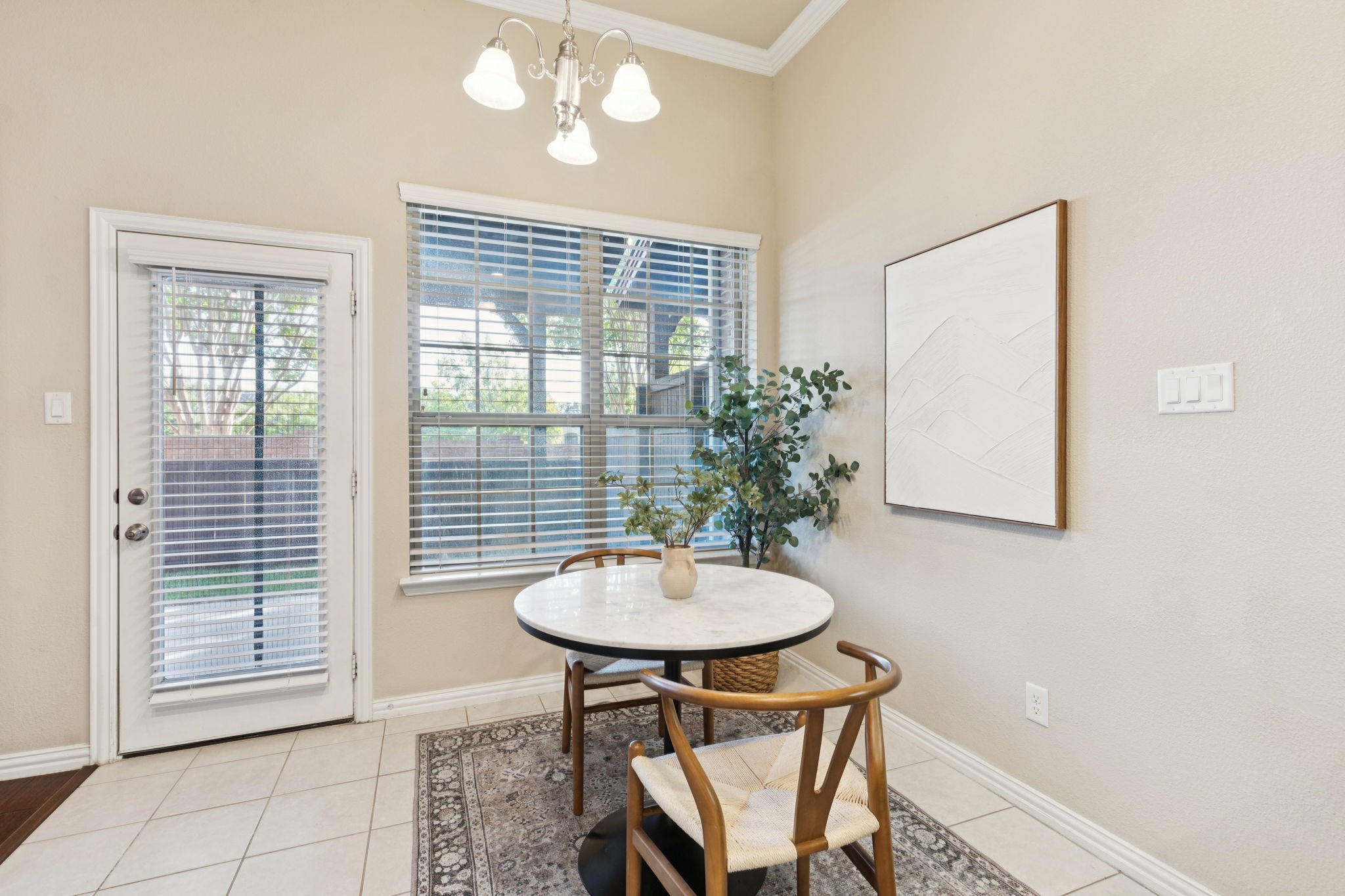 6210 Eagle Nest Garland TX 75044