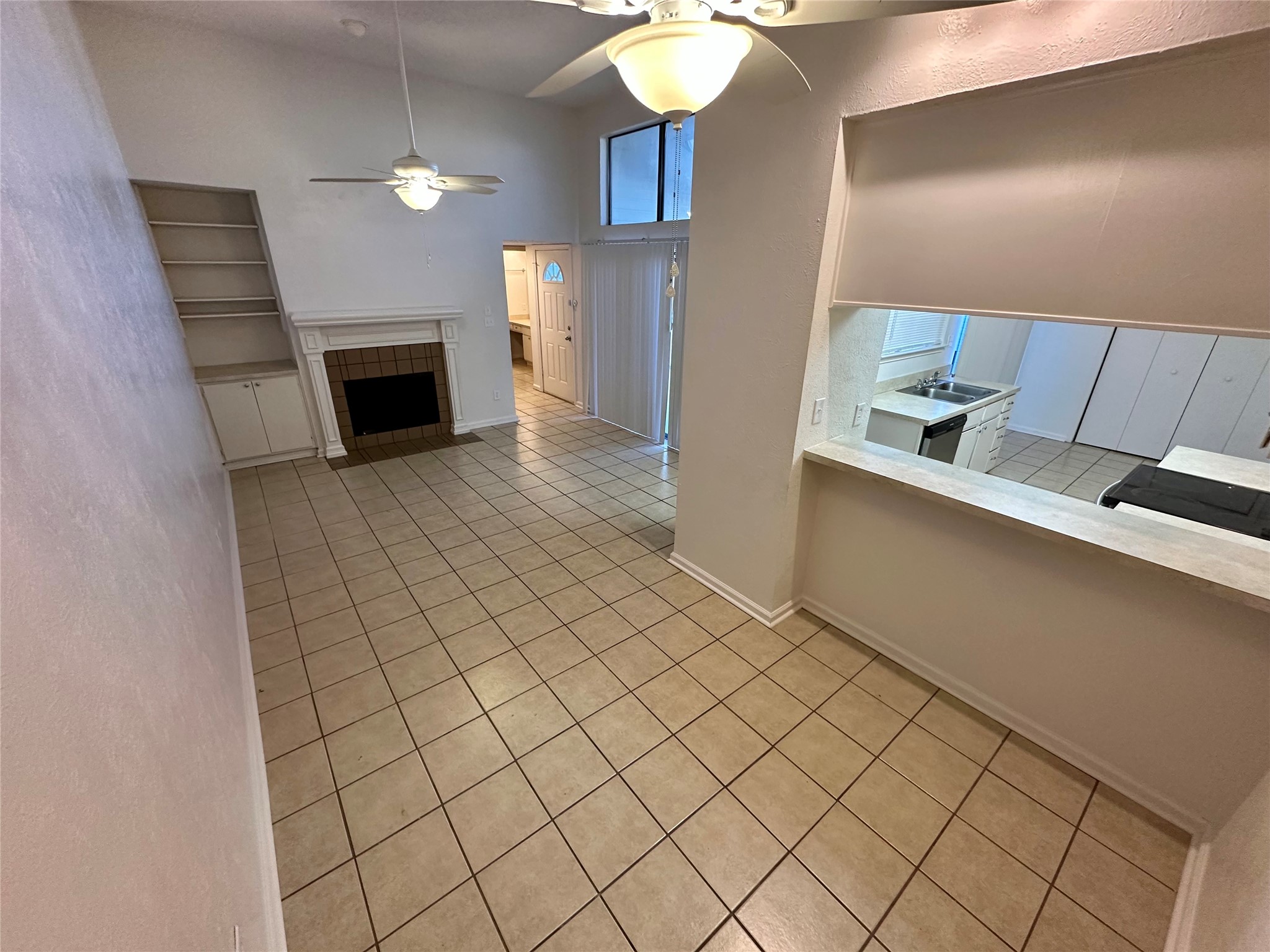 644 Bellaire Drive Hurst TX 76053