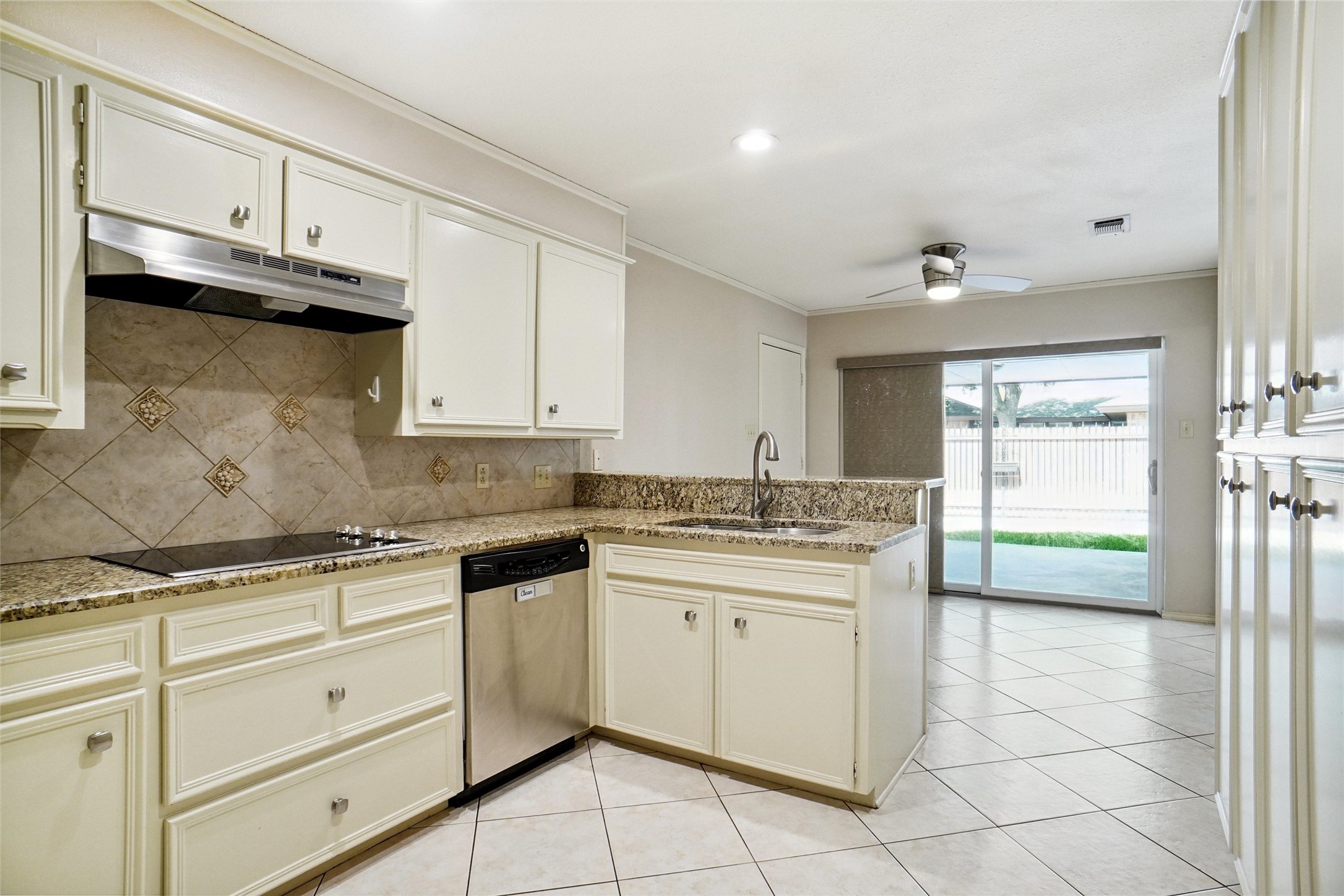 4857 Ledgestone Court Fort Worth TX 76132