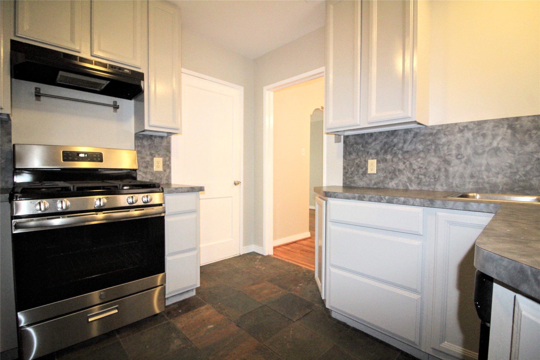 10415 Losa Drive Dallas TX 75218