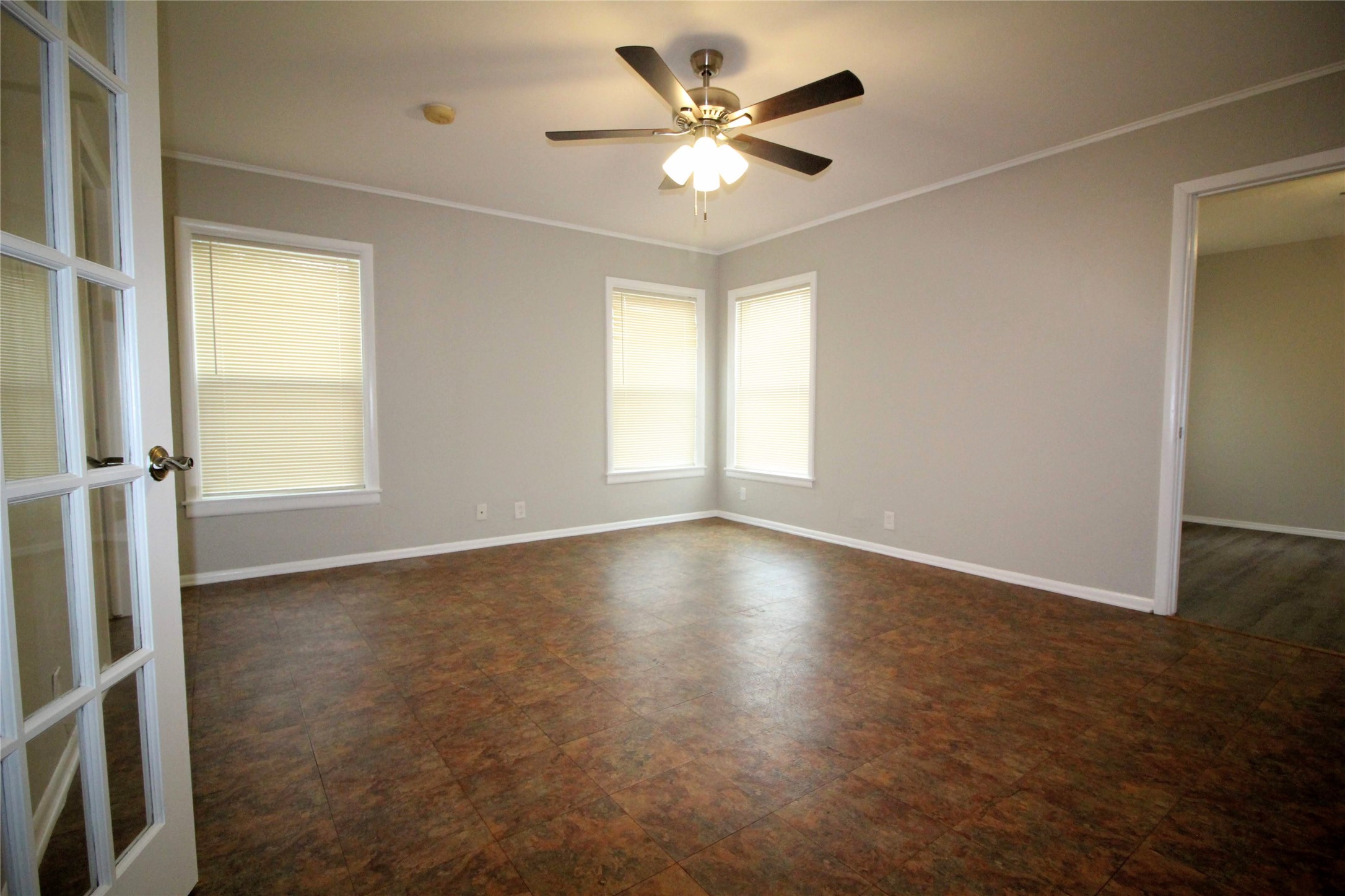 10415 Losa Drive Dallas TX 75218