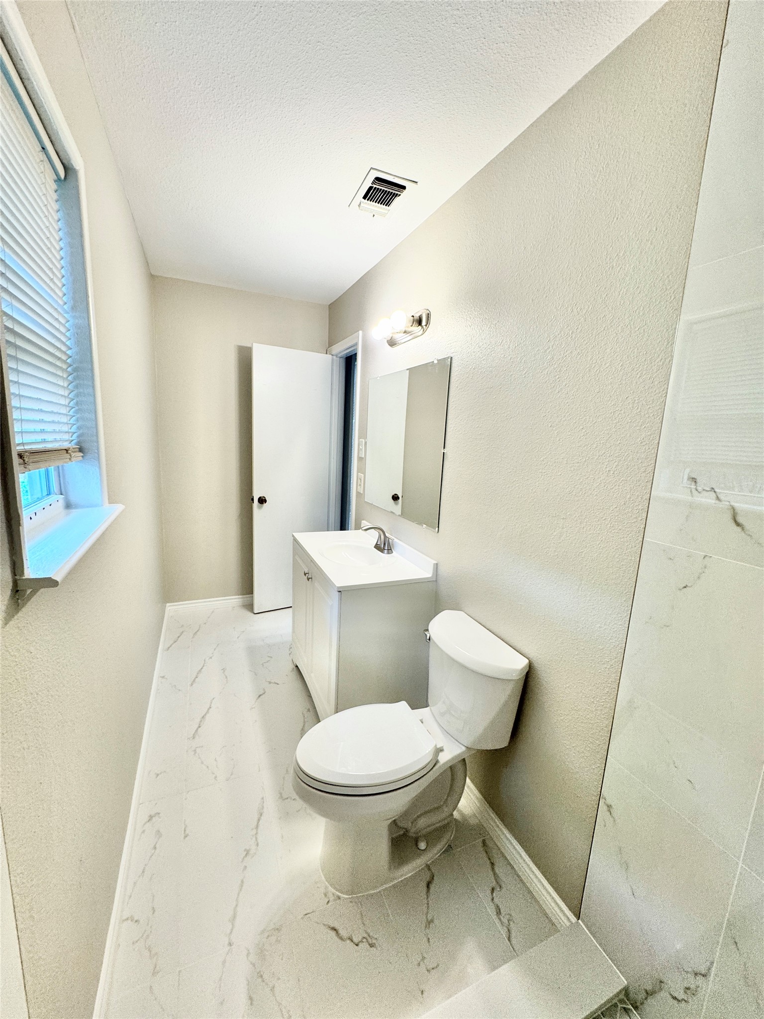10415 Losa Drive Dallas TX 75218