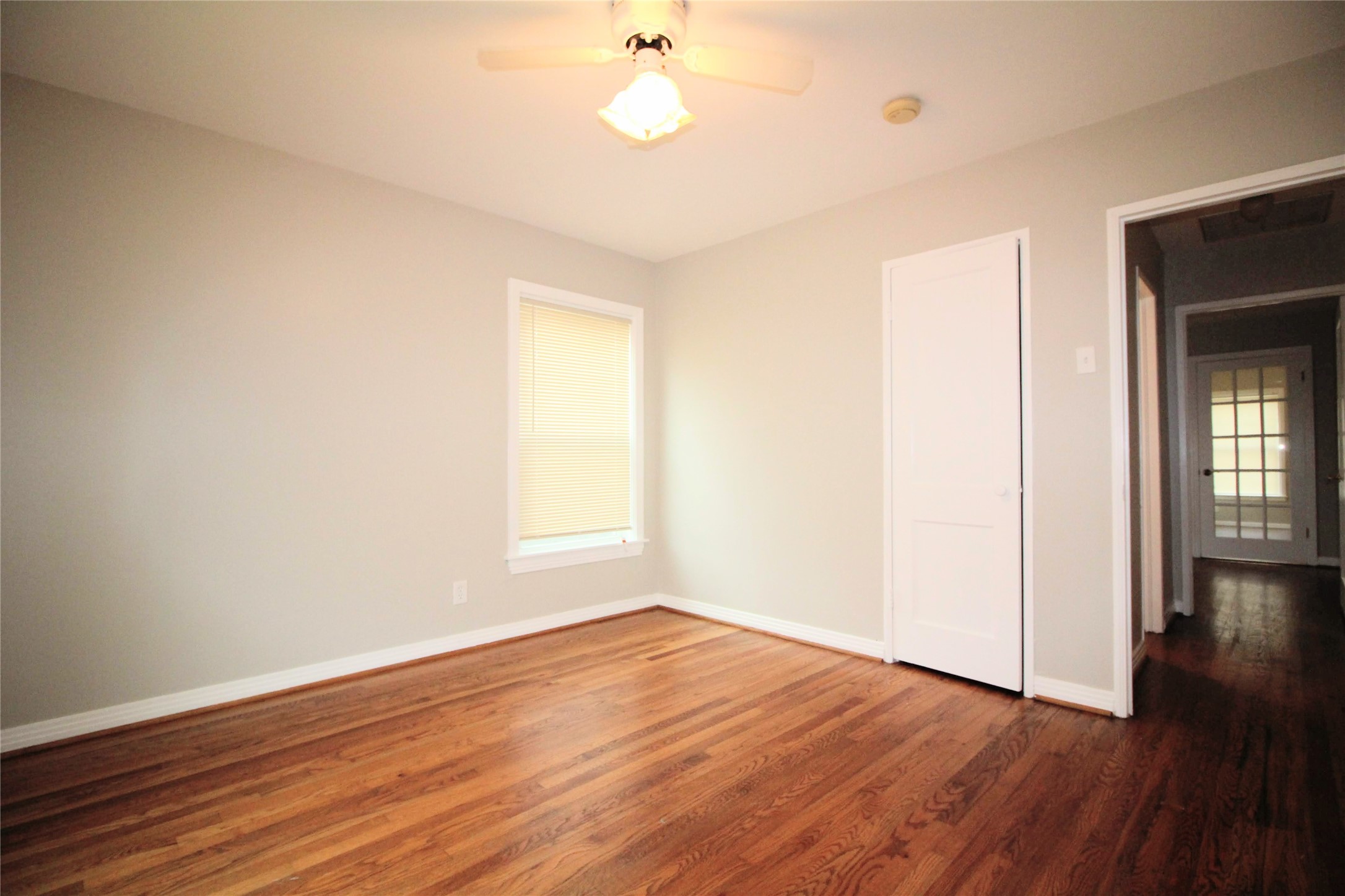 10415 Losa Drive Dallas TX 75218