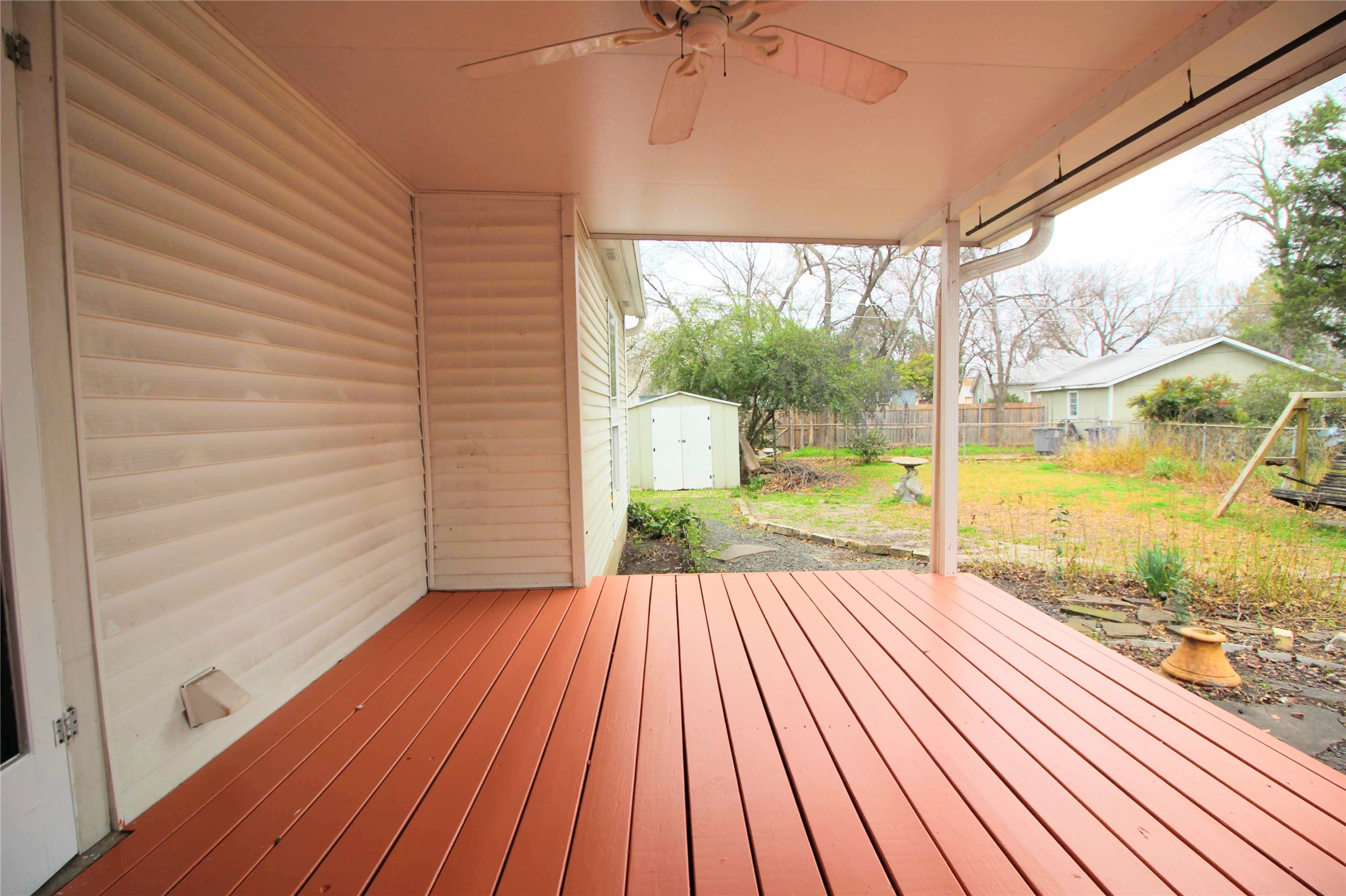 10415 Losa Drive Dallas TX 75218