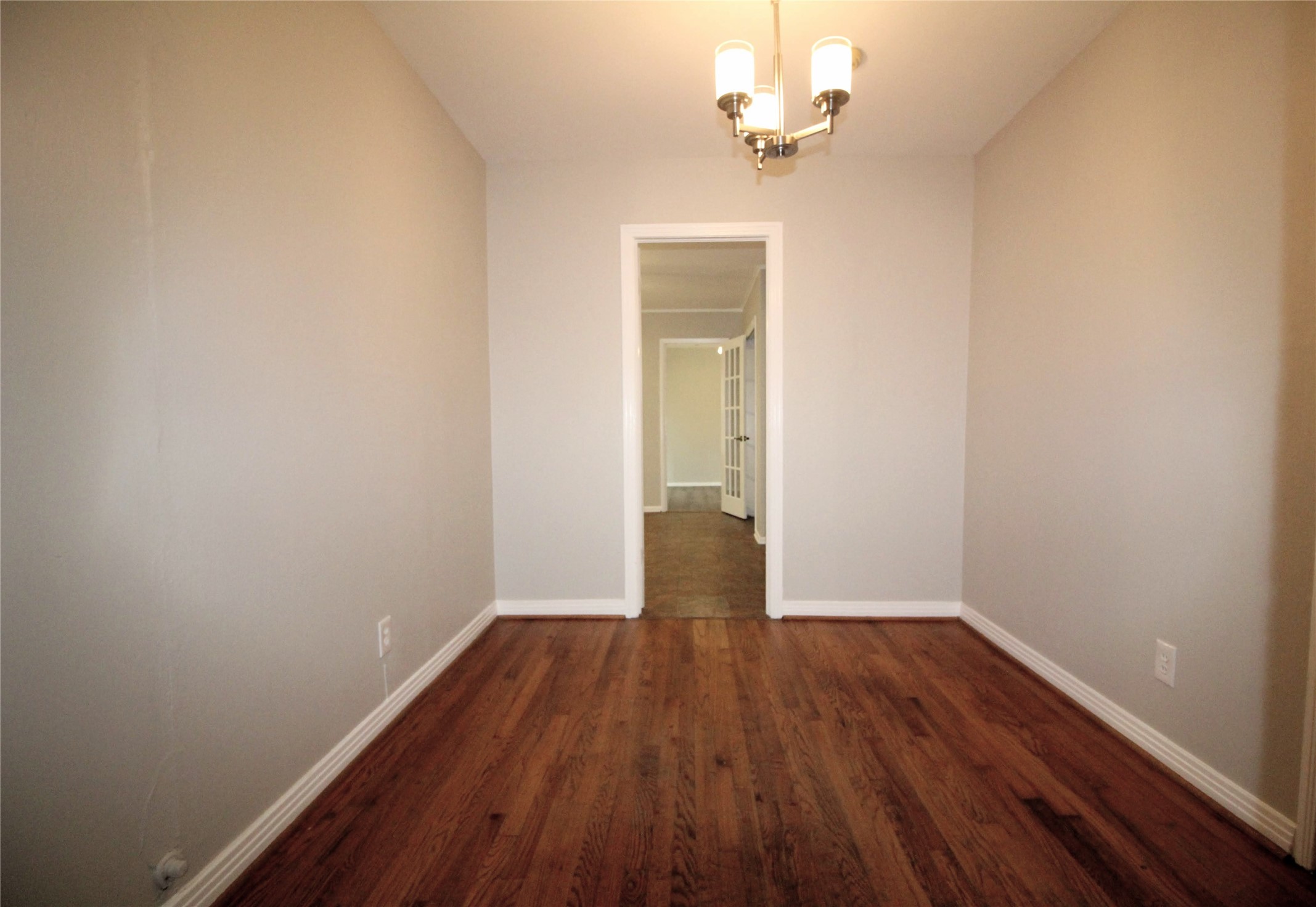 10415 Losa Drive Dallas TX 75218