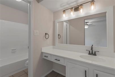 2601 Knoll Trail Euless TX 76039