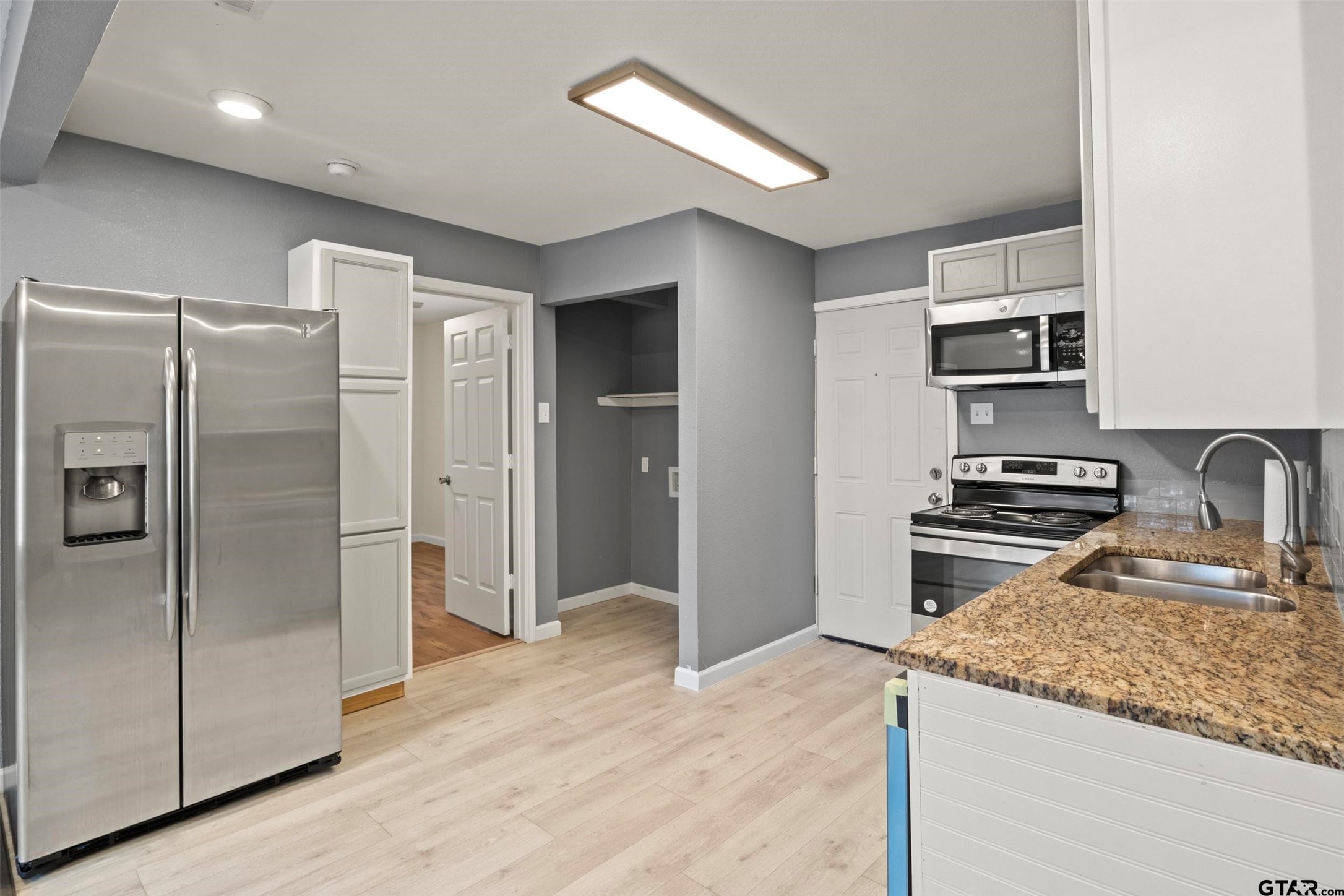 903 Hester Arlington TX 76011