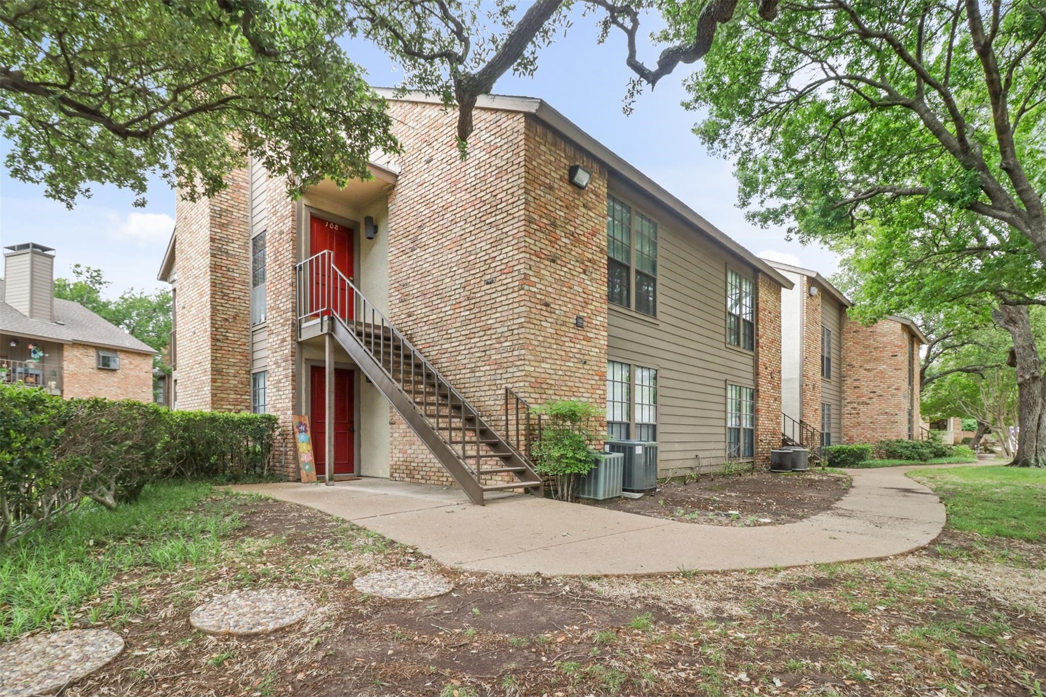 15221 Berry Trail Dallas TX 75248