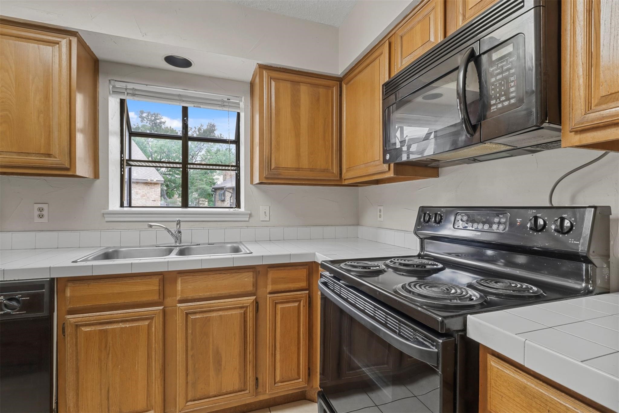 15221 Berry Trail Dallas TX 75248