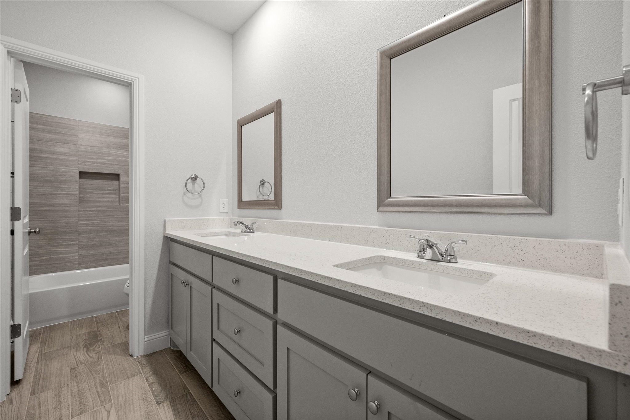 2355 Spring Park Boulevard Arlington TX 76016