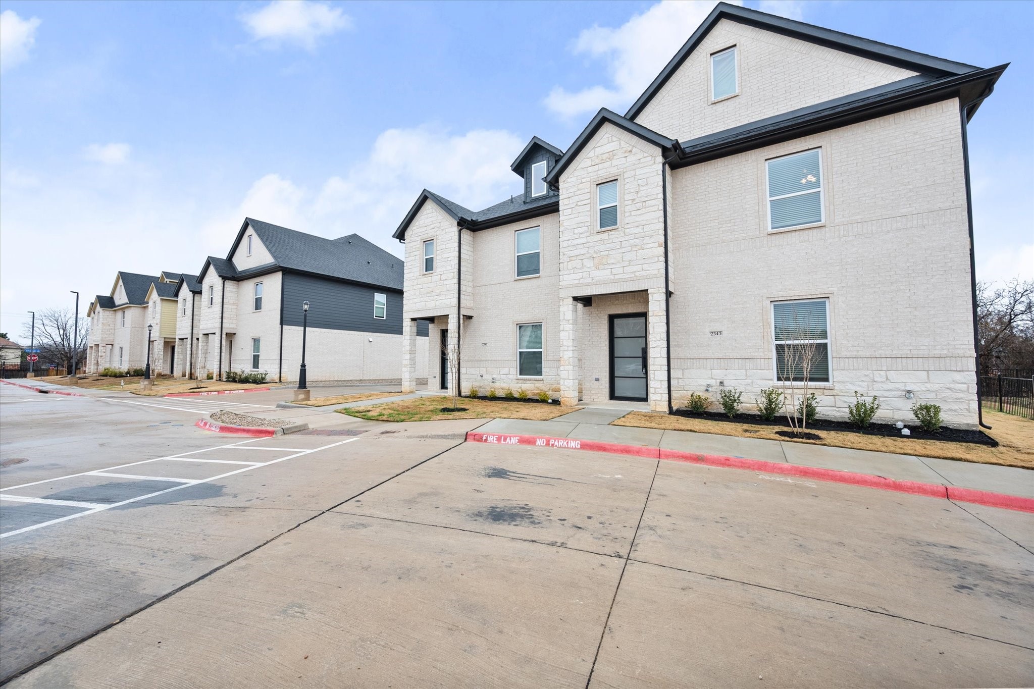 2355 Spring Park Boulevard Arlington TX 76016