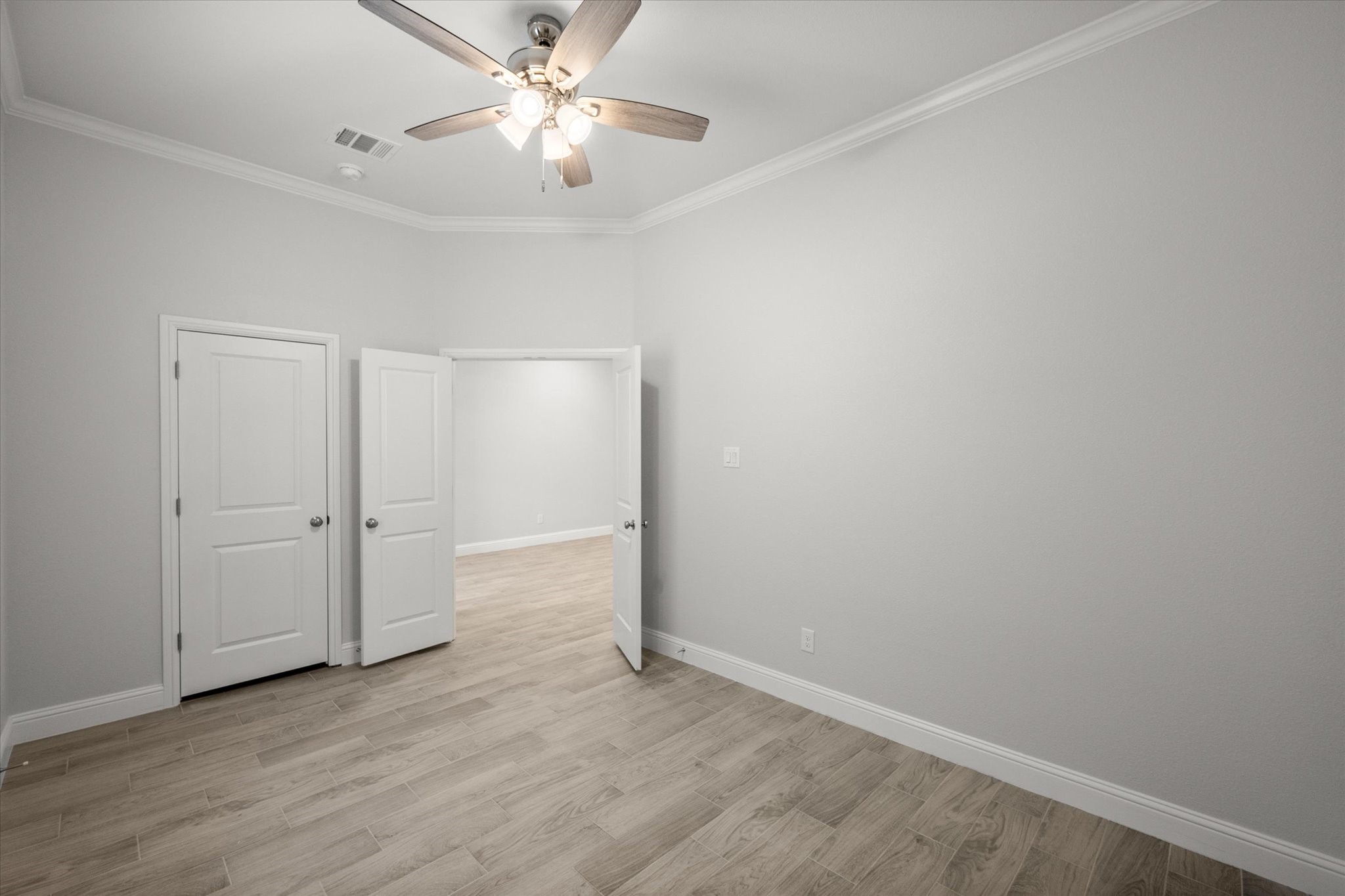 2355 Spring Park Boulevard Arlington TX 76016
