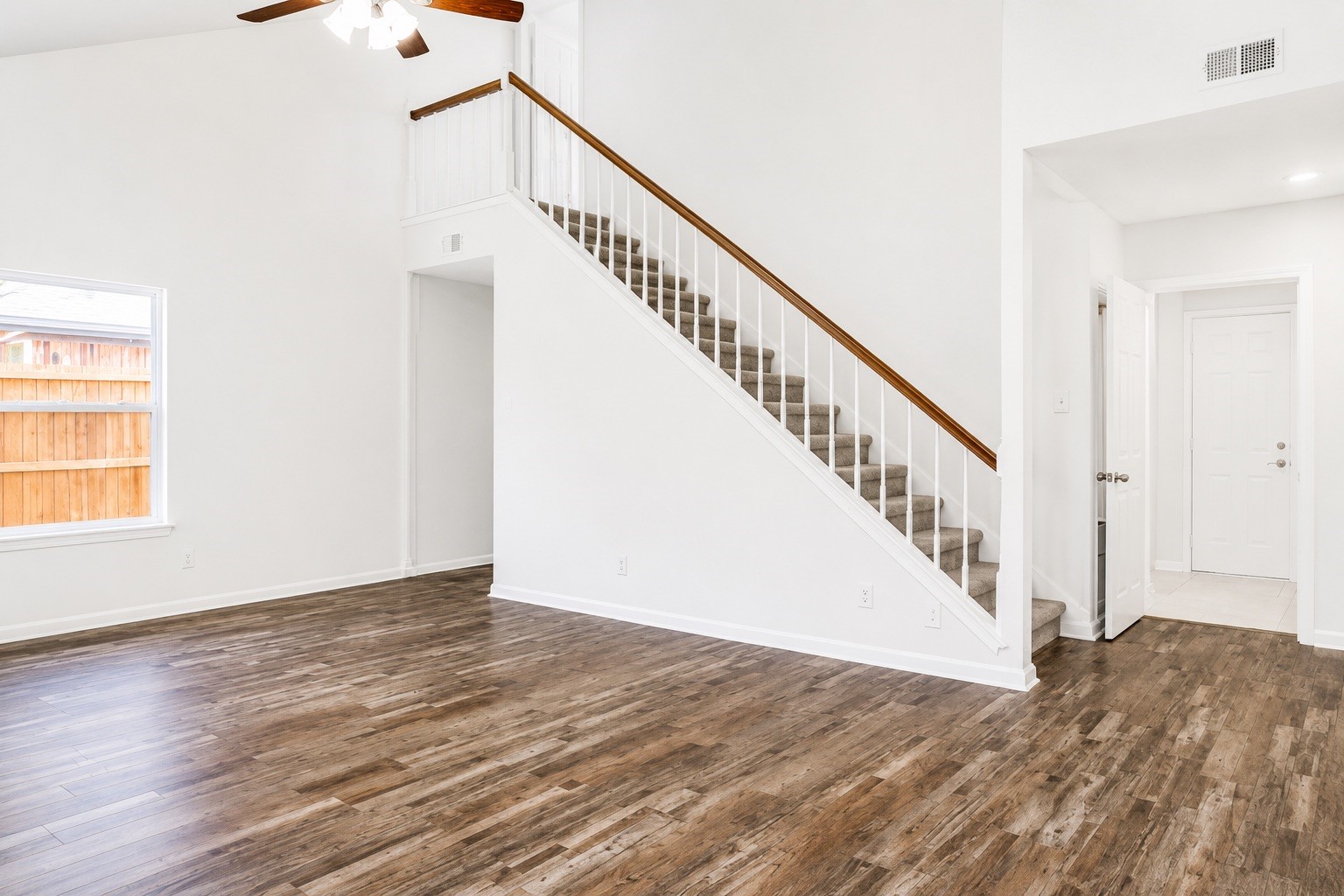 2811 Ravens Court Arlington TX 76001