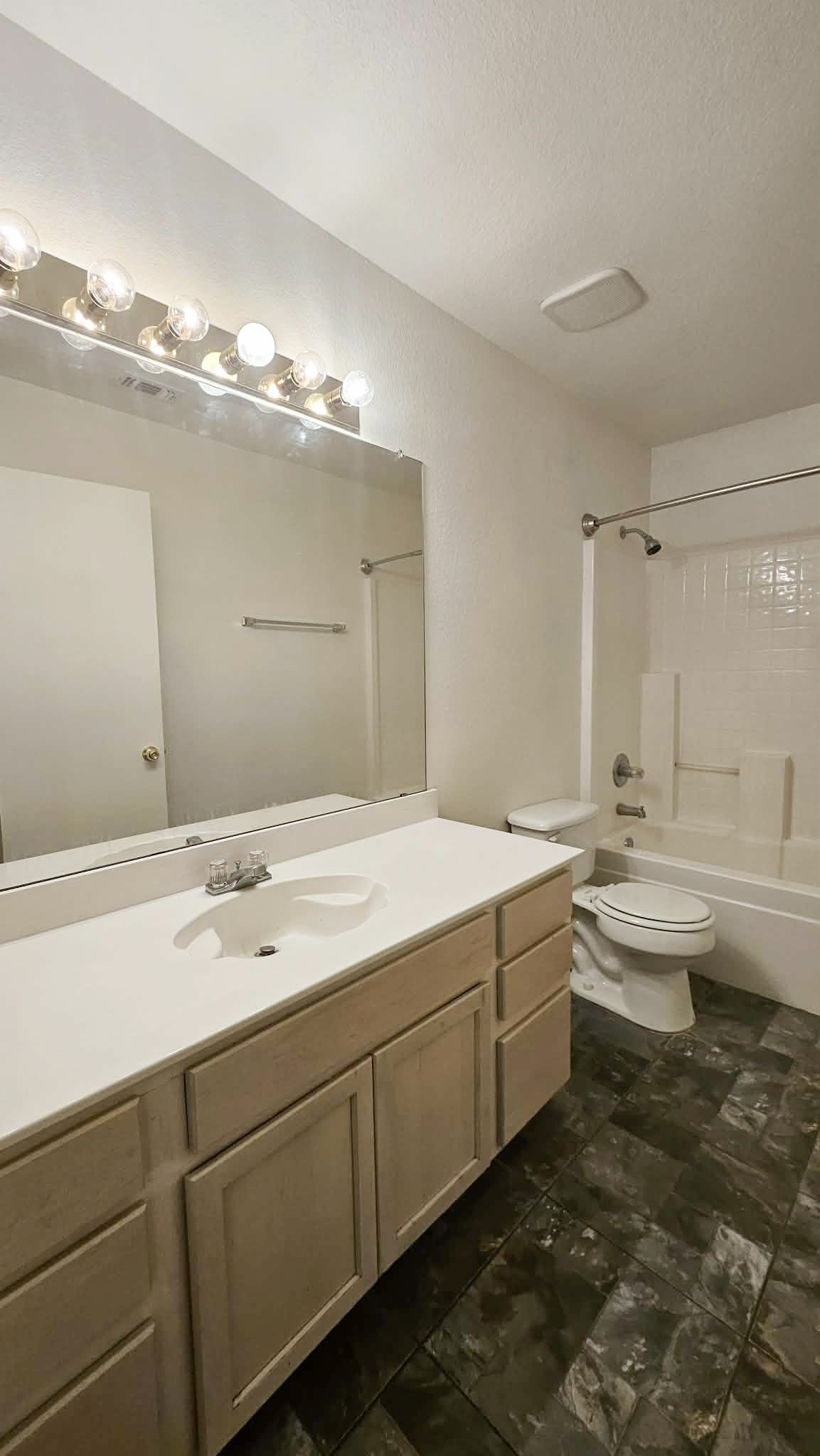1025 Vaden Avenue Burleson TX 76028