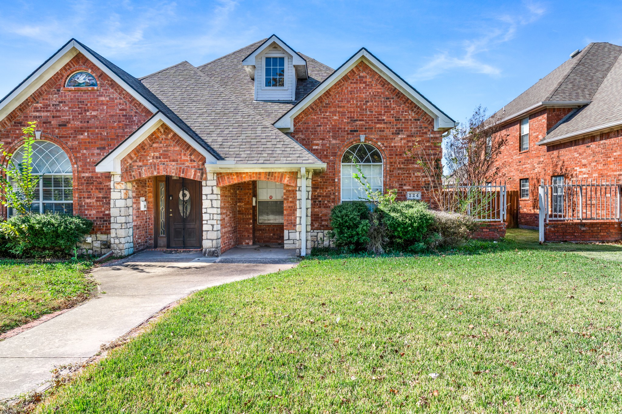 324 Tolbert Avenue Sherman TX 75092