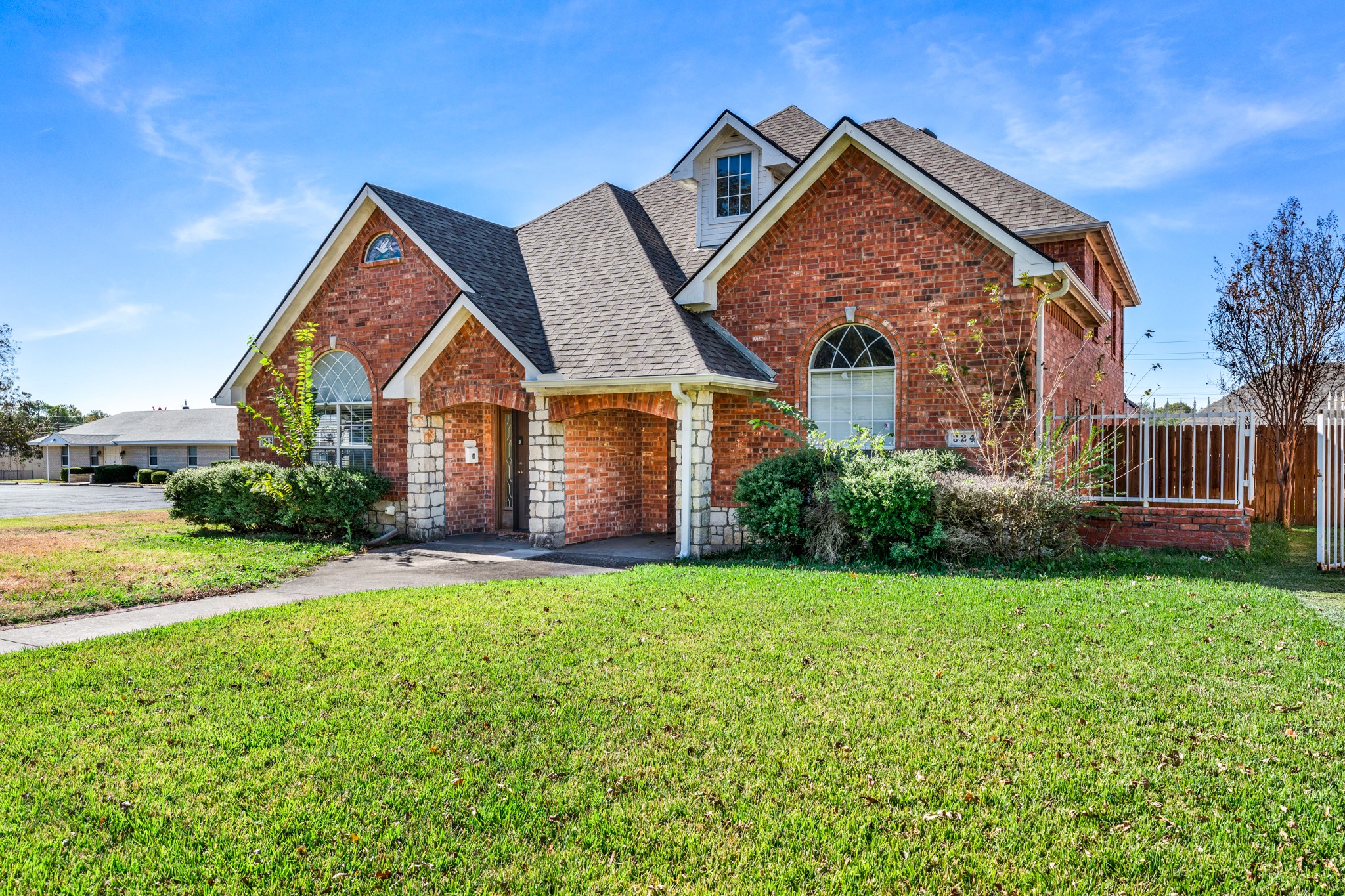 324 Tolbert Avenue Sherman TX 75092