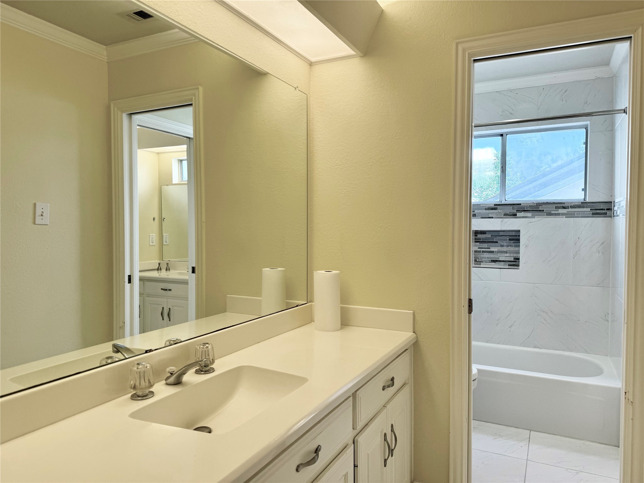 4227 Timberglen Road Dallas TX 75287