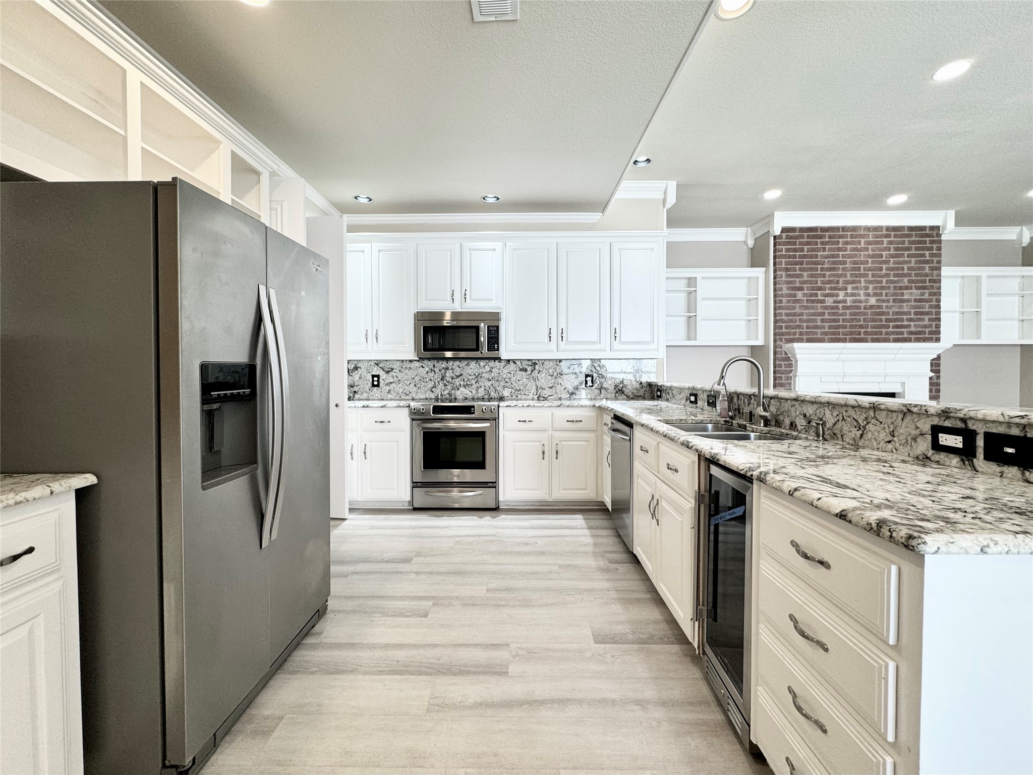 4227 Timberglen Road Dallas TX 75287