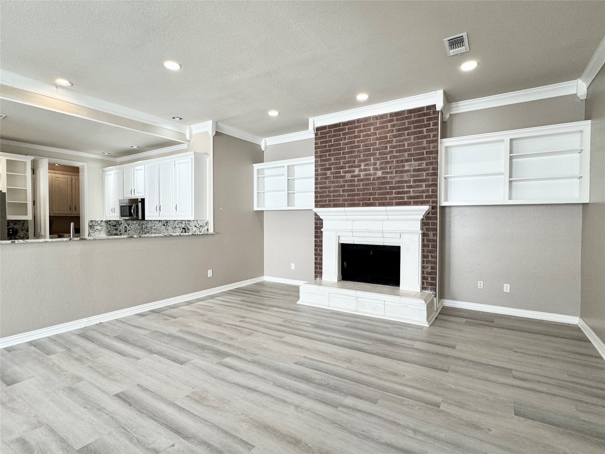 4227 Timberglen Road Dallas TX 75287