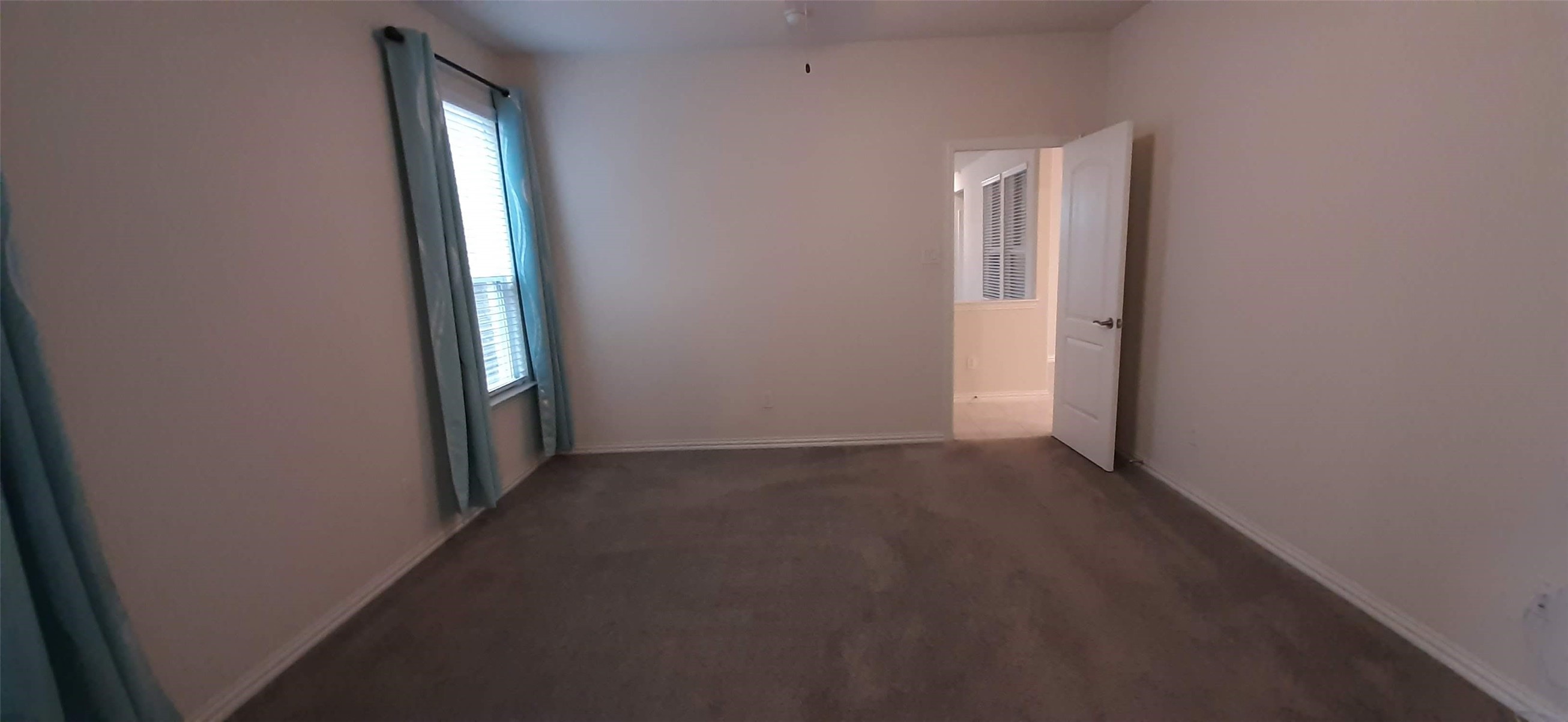325 Kennewick Drive Garland TX 75044