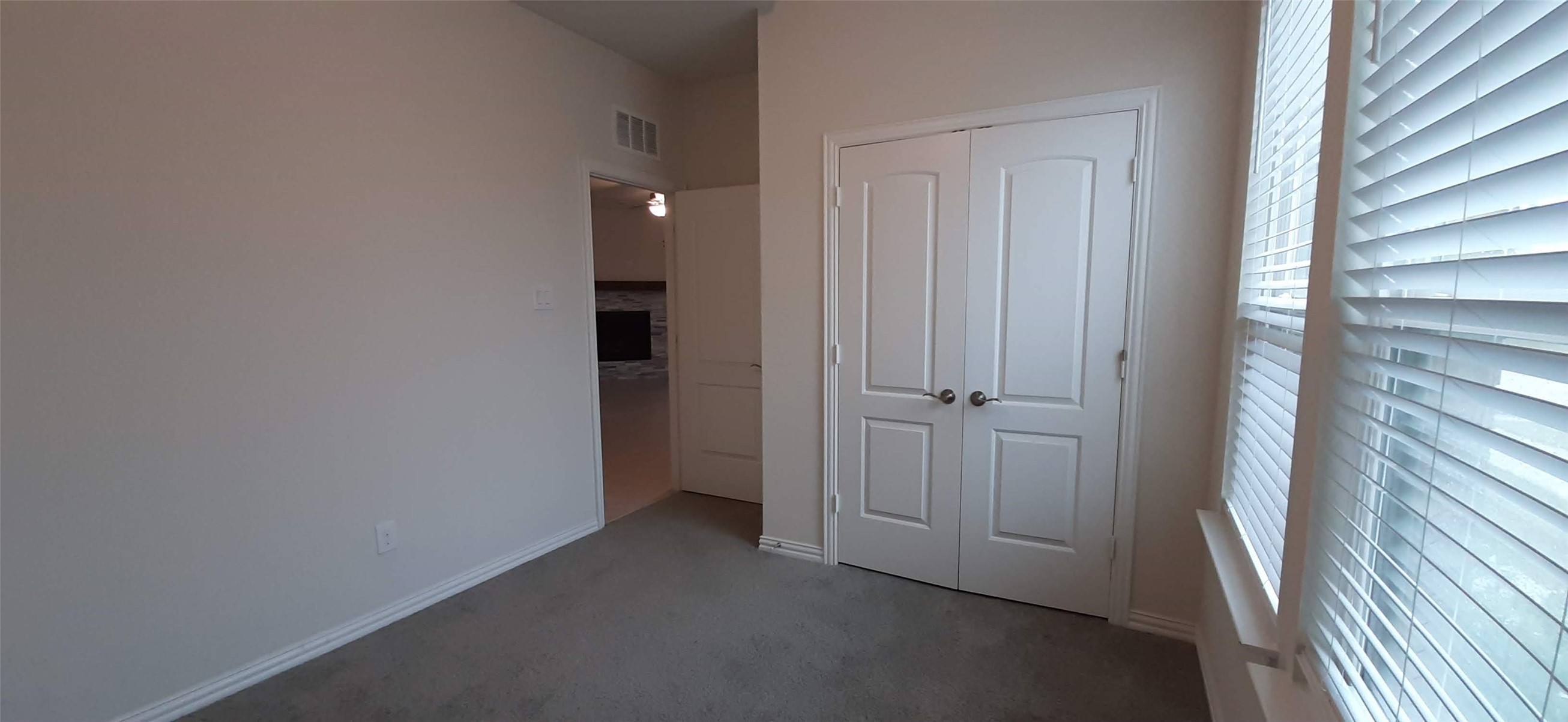 325 Kennewick Drive Garland TX 75044