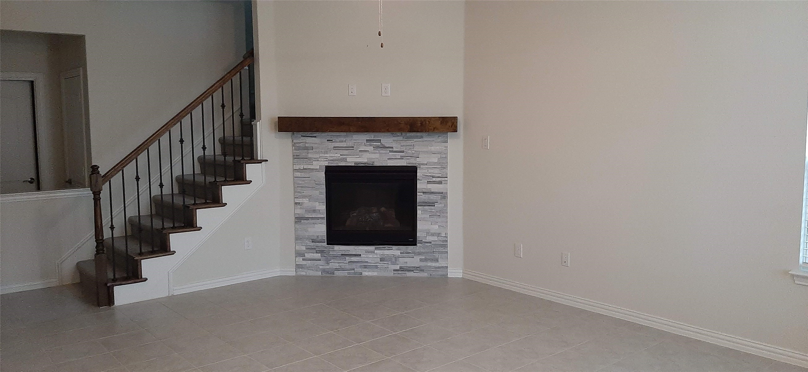 325 Kennewick Drive Garland TX 75044