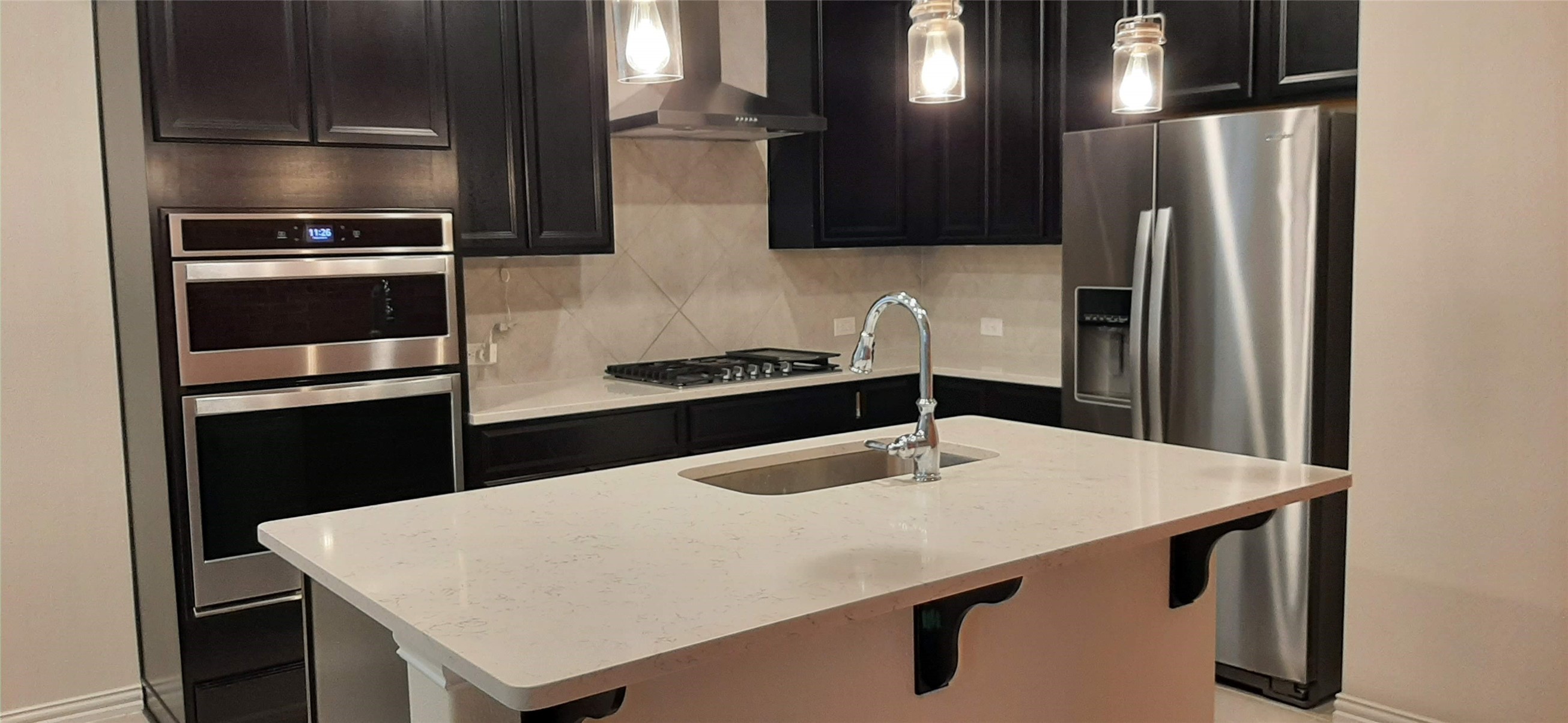 325 Kennewick Drive Garland TX 75044