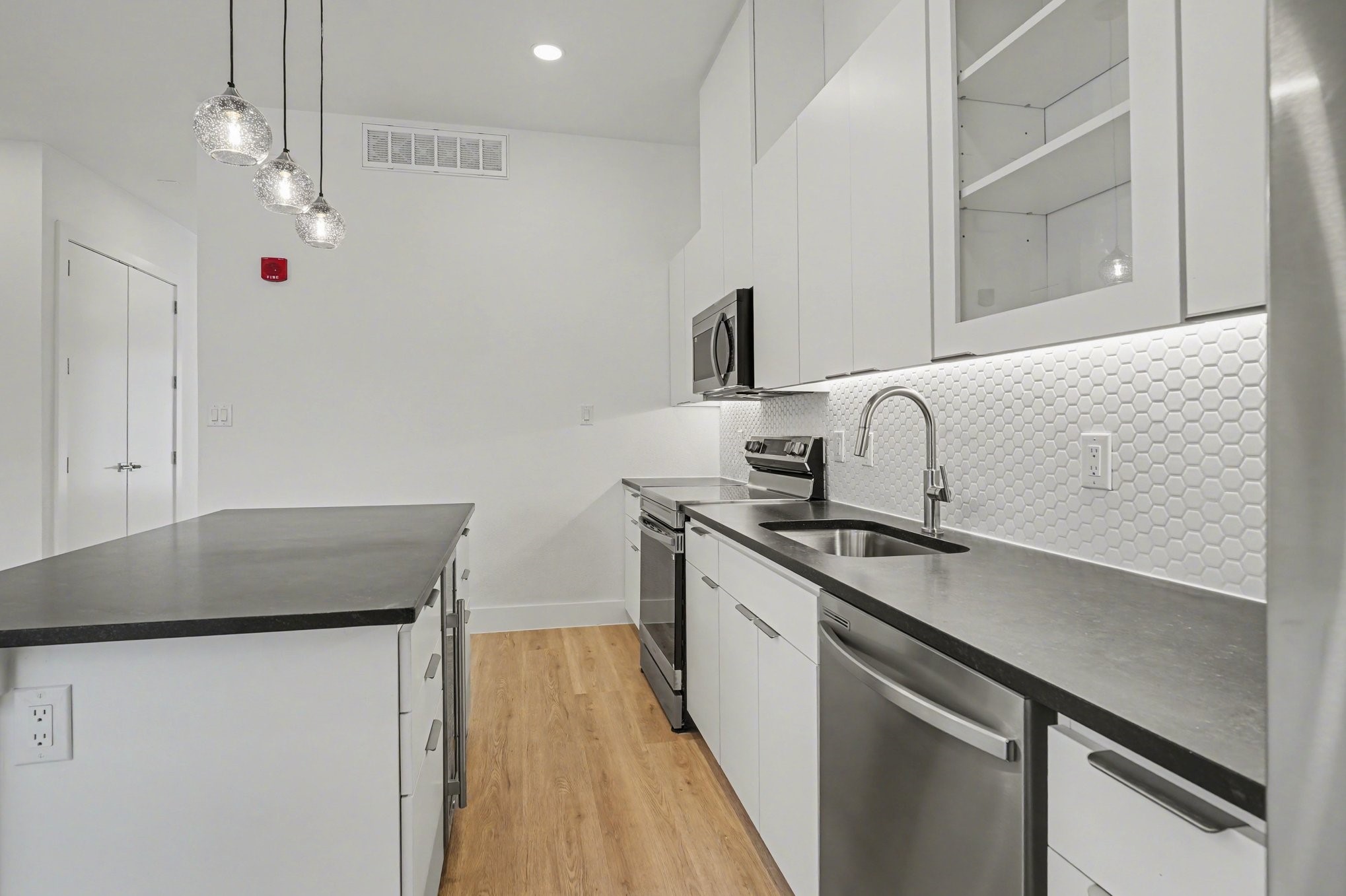 2217 N Fitzhugh Avenue Dallas TX 75204